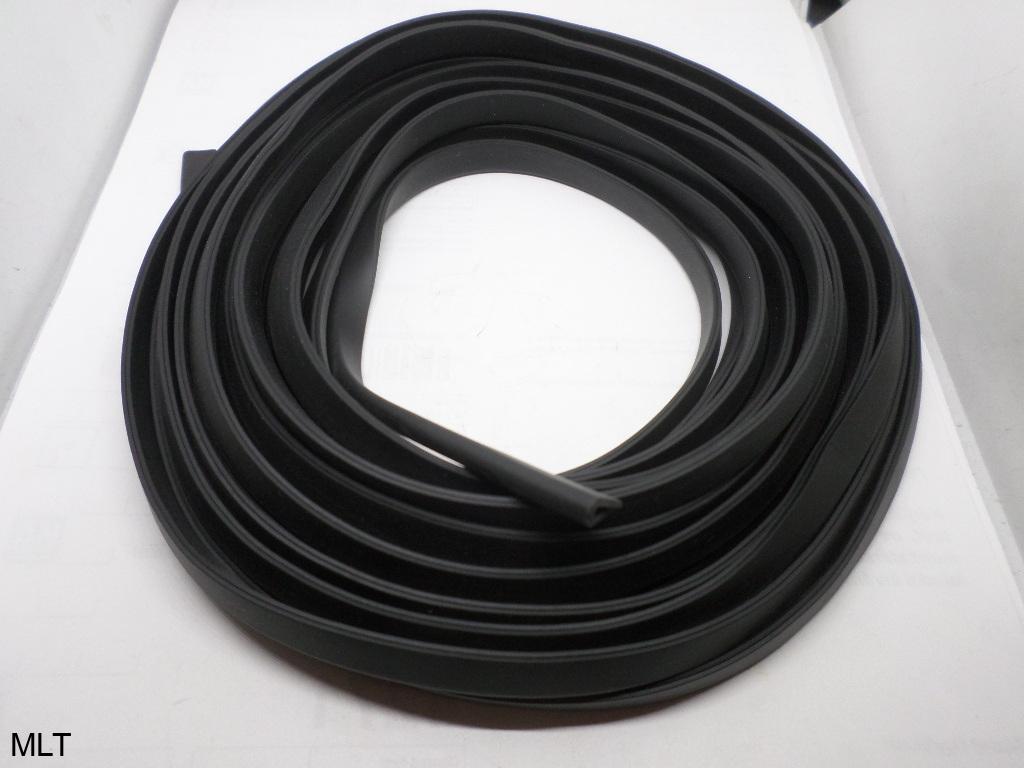 GUMI GÉDER U 4.8x10.6mm FEKETE SZILIKON